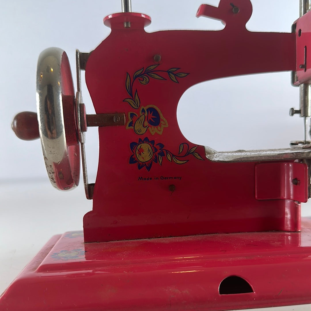 Miniatuur naaimachine