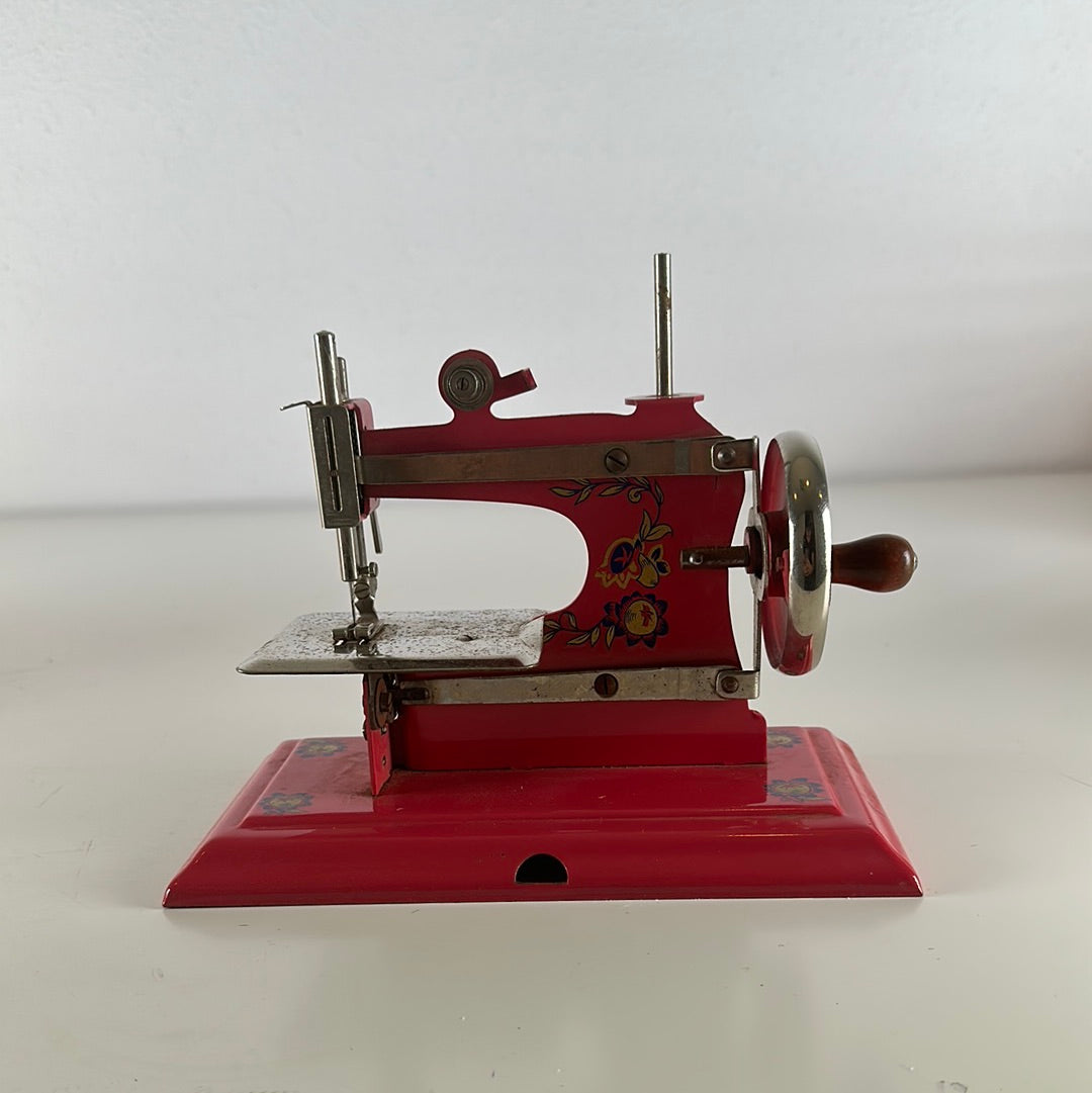 Miniatuur naaimachine
