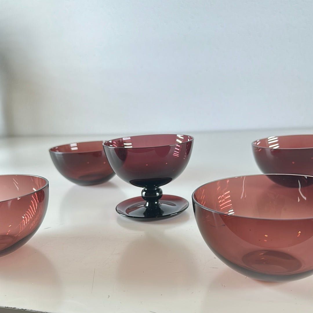4 vintage kommetjes + 1 vintage schaaltje van glas