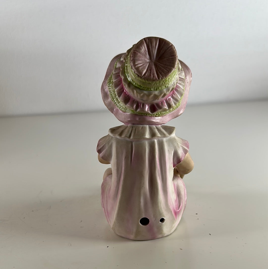 Meisje met de hoed (aardewerk)