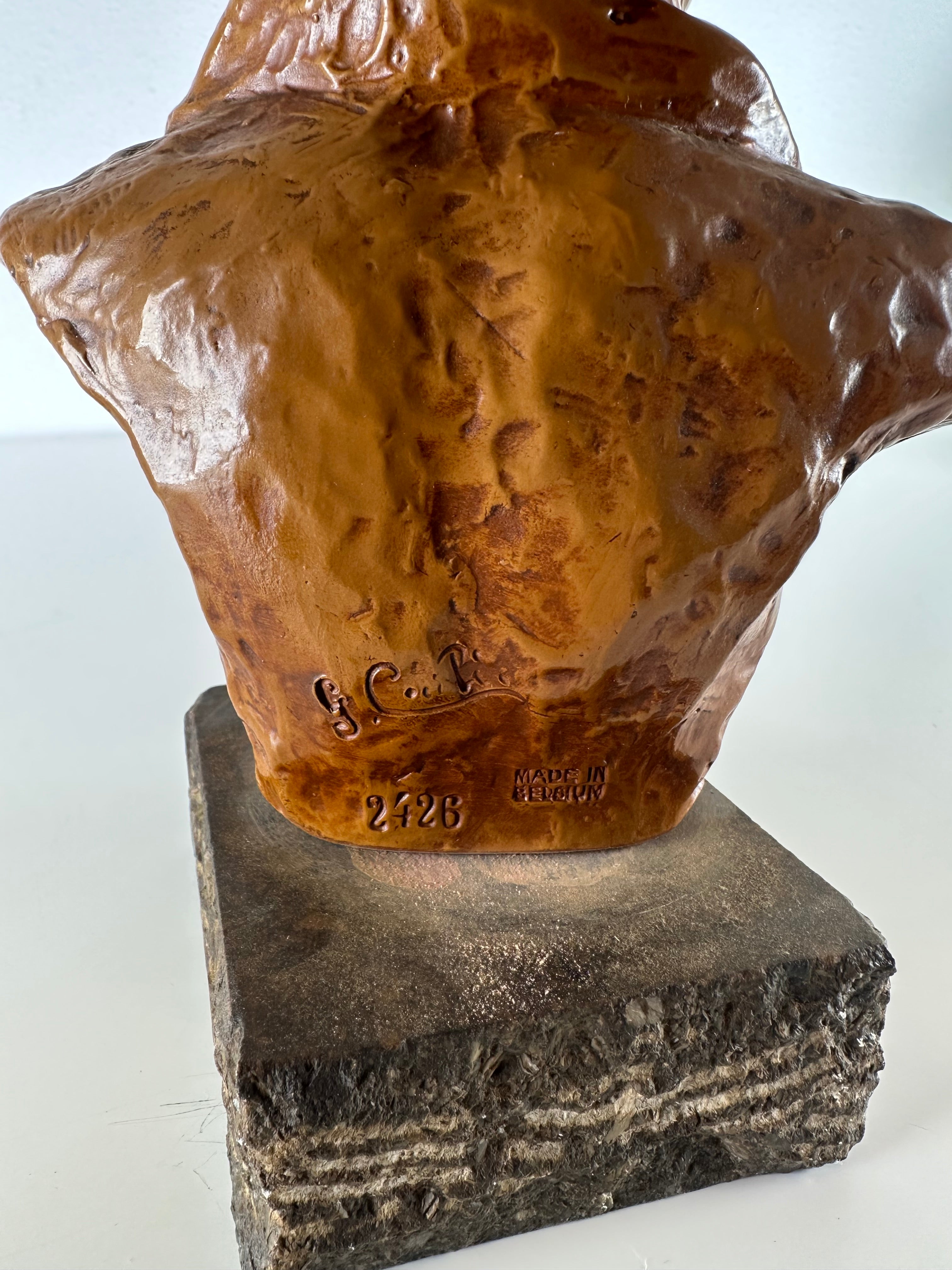 Terra cotta hoofd art deco G. Carli