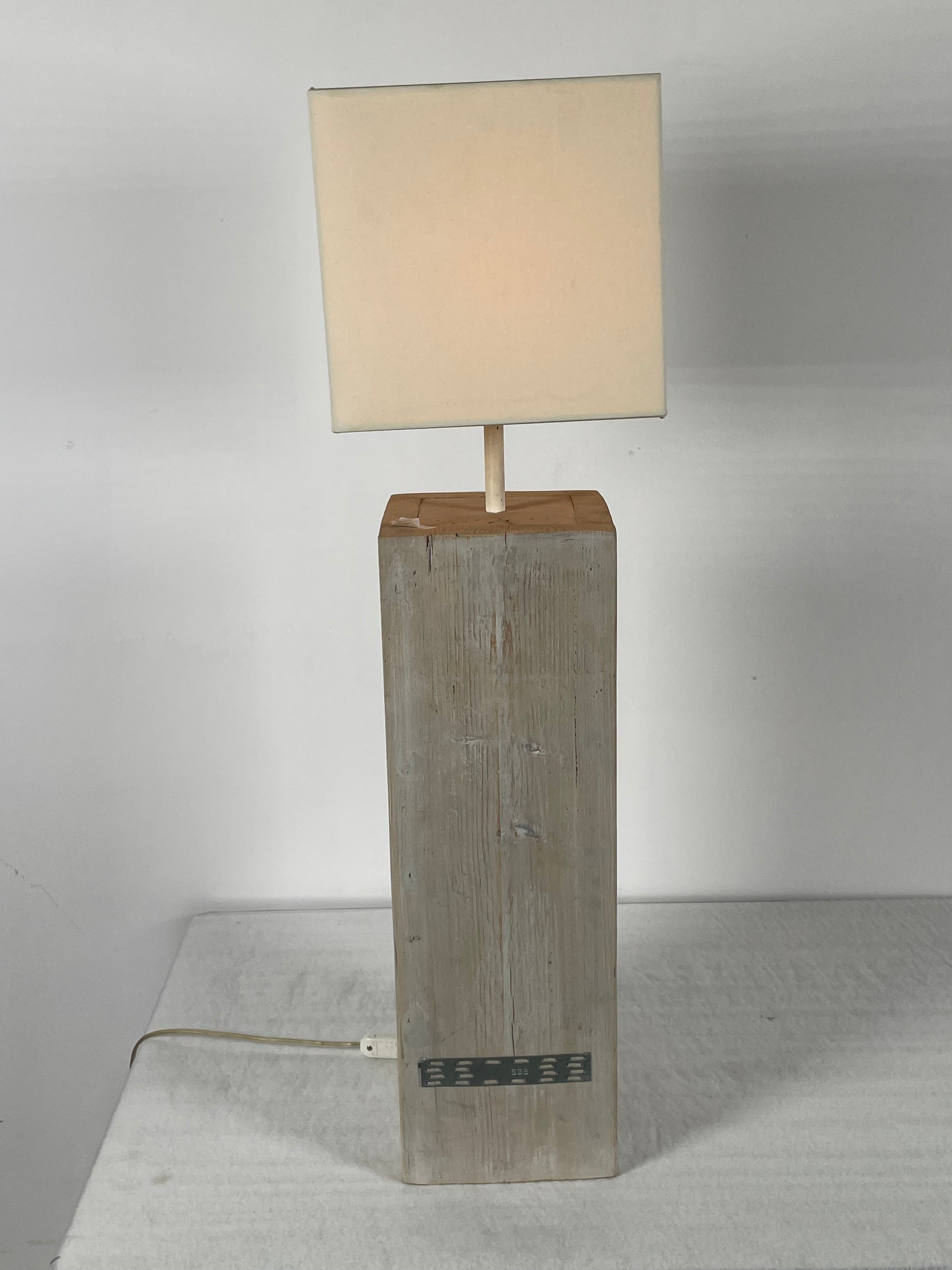 Steigerhouten lamp