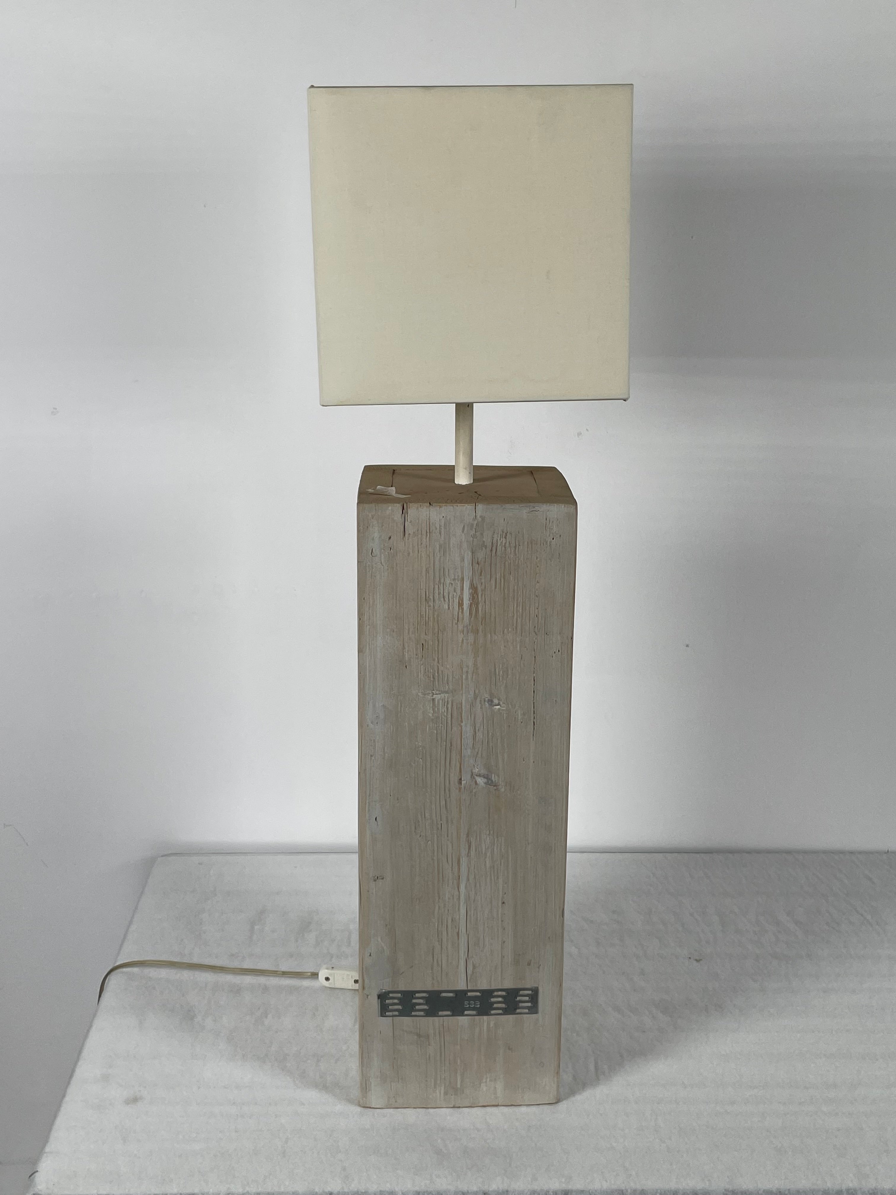 Steigerhouten lamp