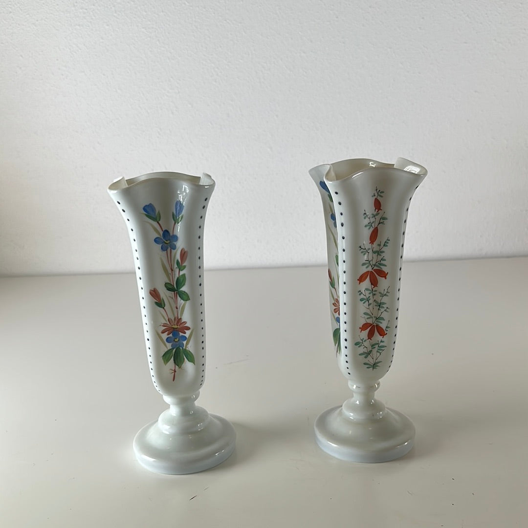 2x Vintage vazen bloemetjes glas (wit)